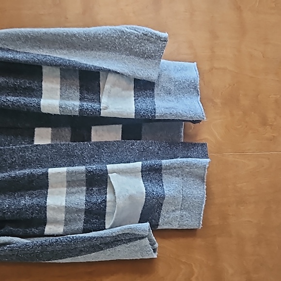 Womens Old Navy Cardigan - XSmall - Picture 4 of 5